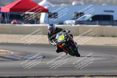 media/Dec-18-2022-SoCal Trackdays (Sun) [[8099a50955]]/Turn 2 (950am)/